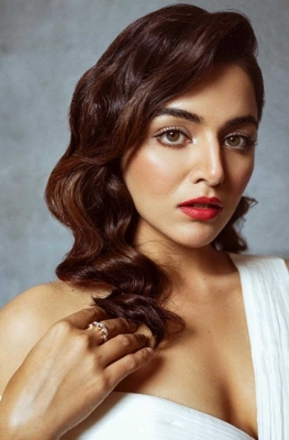 जुबली के लिए जीनत अमान से मिली प्रशंसा से खुश वामिका गब्बी